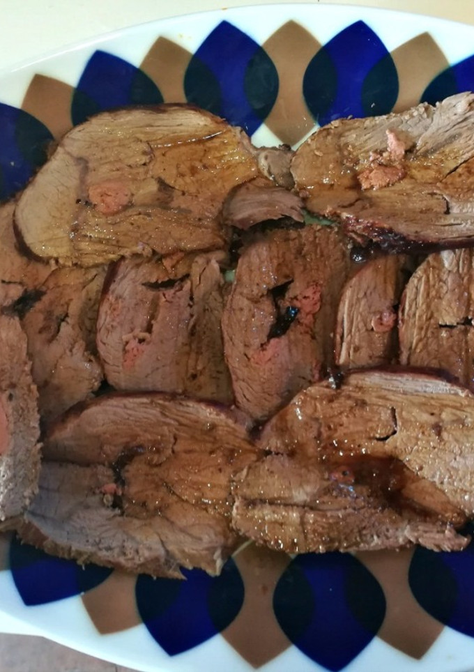 Una foto de Culata de ternera con brandy y paté