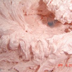 A picture of Strawberry buttercream frosting.