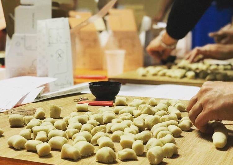 Easiest Way to Prepare Any-night-of-the-week Gnocchi con papà, di “Pasta e motori”