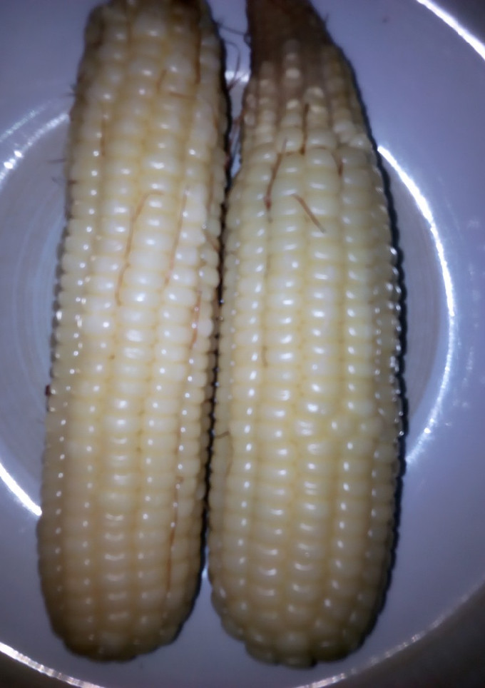 A picture of Boiled maize.