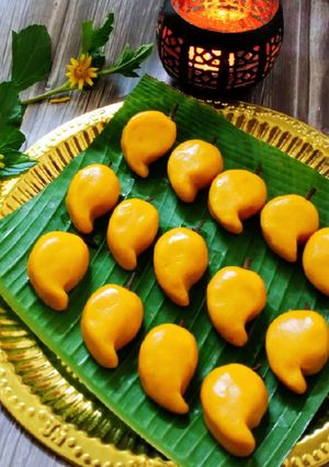 મેંગો પેડા (Mango penda recipe in Gujarati) રેસીપી મુખ્ય ફોટો