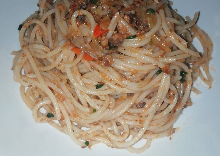 Cara buat 31. Spaghetti saus sarden yang nikmat dan Mudah Dibuat