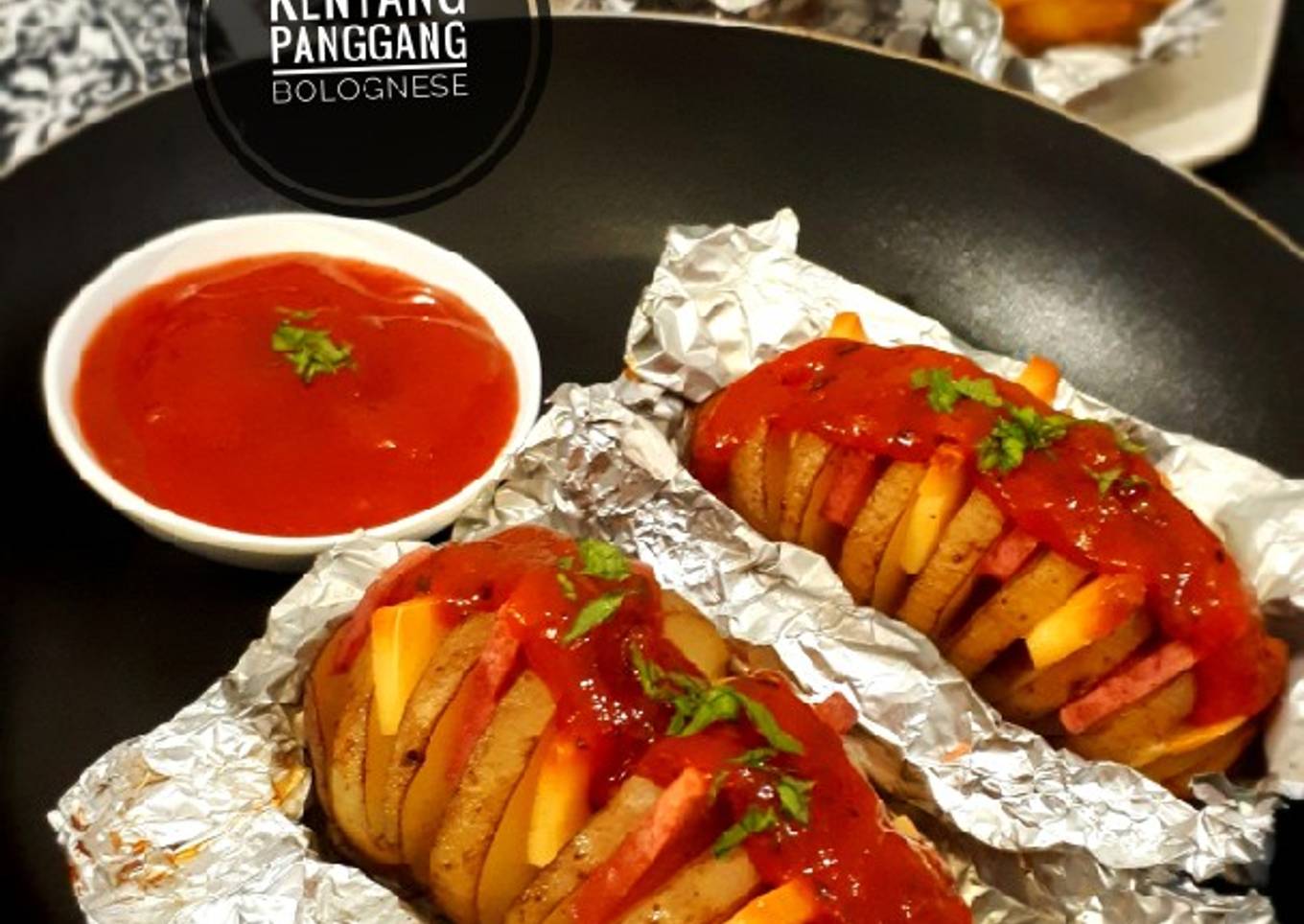 Kentang panggang bolognese