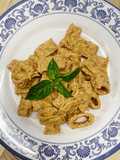 Pesto ricotta & sun dried tomatoes
