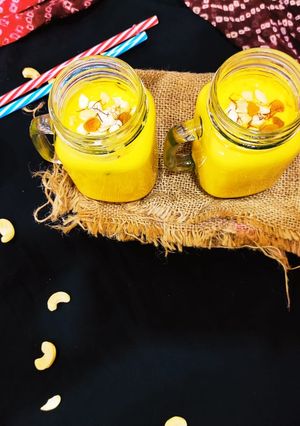 A picture of Mango Lassi.