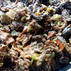 A picture of Peppered beef sauce.