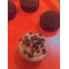 A picture of Chocolate Cupcakes.