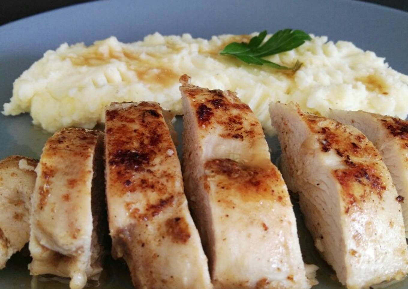 Pollo al horno con salsa de lima y limón