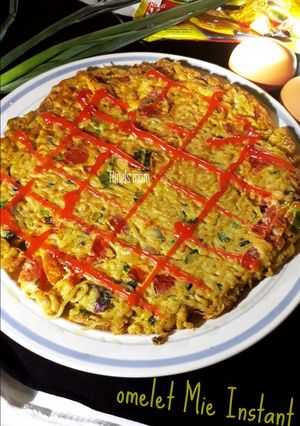 Foto resep Omelet mie instant