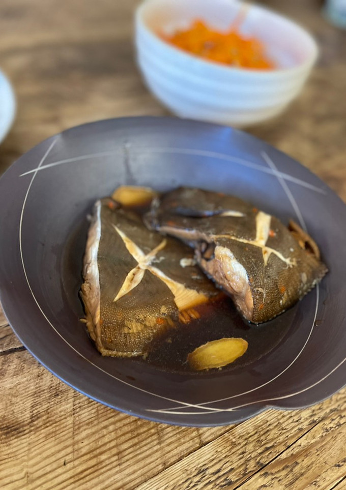A picture of 🐟 Poached Plaice in Japanese Izakaya style.