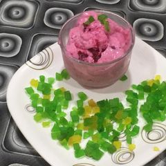 A picture of Raspberry pudding.