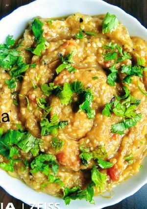 बैंगन चोखा/भरता (baingan chokha/bharta recipe in Hindi) रेसिपी मुख्य फोटो