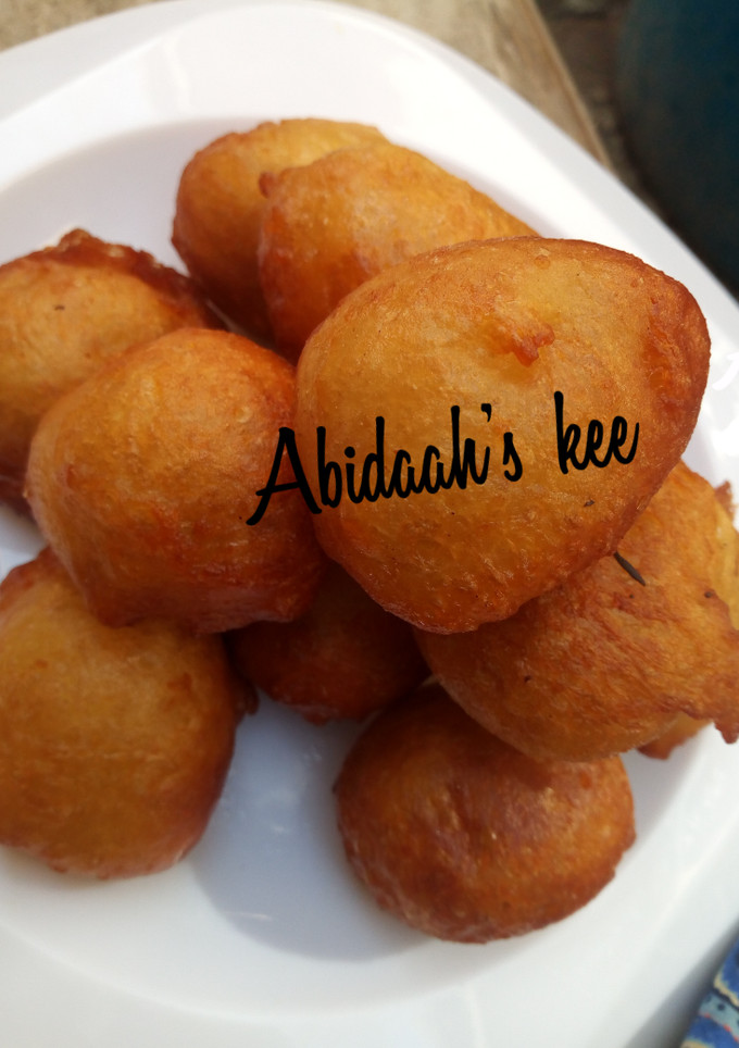 A picture of Nigeria puff puff.
