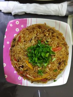 صورة لوصفة أرز جولوف بالدجاج