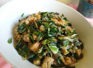 Foto resep Tumis daun bawang merah
