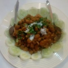 A picture of Soya chunks.
