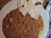 Una foto de quesadillas de frijoles