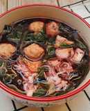 Canh rau dền nấu mực và giò sống