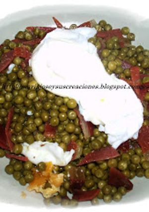 Foto principal de Guisantes con huevo escalfado