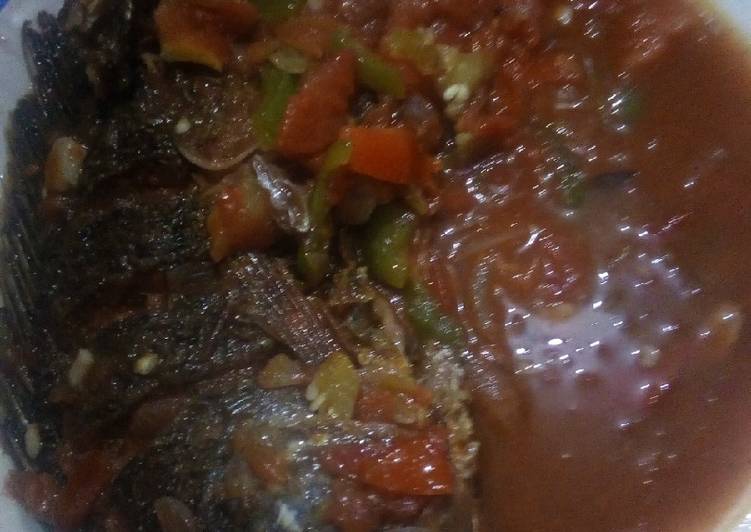Stewed tilapia fish
#localfoodcontest_Kakamega