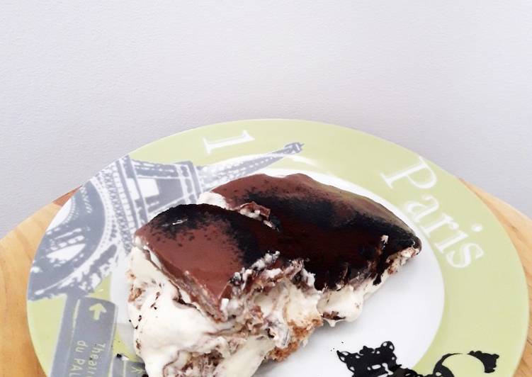 Eclair (dessert box)