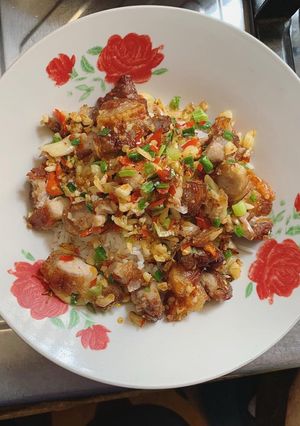 รูปของ หมูกรอบผัดพริกเกลือ