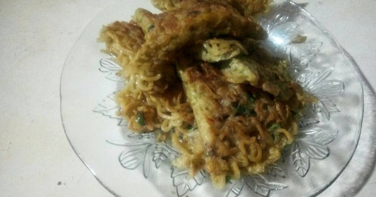 24 resep martabak telur indomie enak dan sederhana - Cookpad