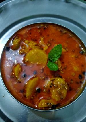 राजस्थानी बेसन गट्टे (Rajasthani Besan gatte recipe in Hindi) रेसिपी मुख्य फोटो