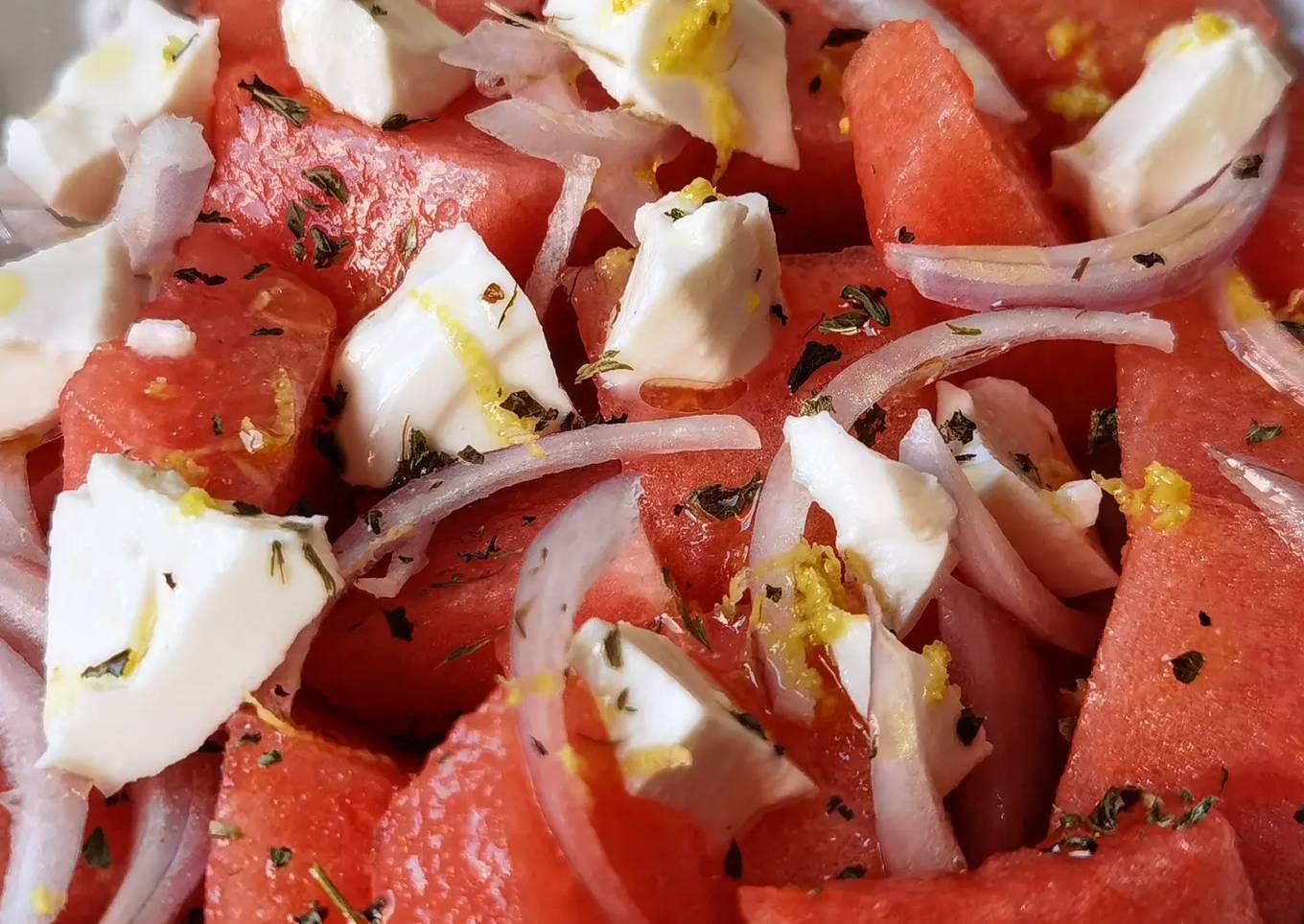 Ensalada de sandía y queso feta y menta