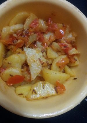 A picture of Jeera Aloo.