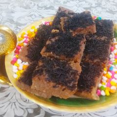 Chocolate Coconut Burfi A picture of Chocolate Coconut Burfi.