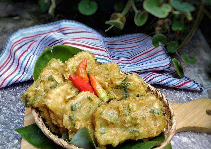 Tempe Goreng Tepung Mendoan