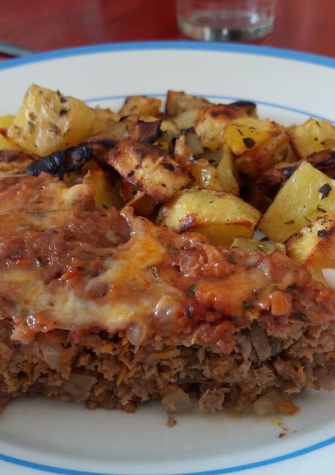 Una foto de Pastel de Carne a la PIZZA ENGAÑOSA! ;)