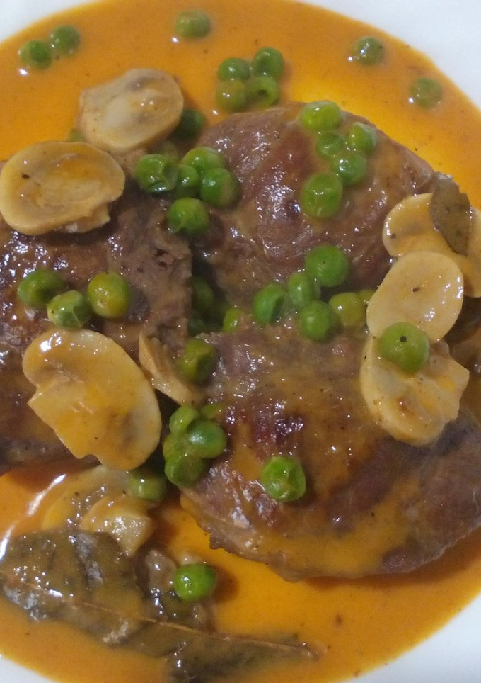 Una foto de Carrilladas de cerdo en salsa