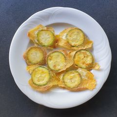 A picture of Zucchini egg drop.