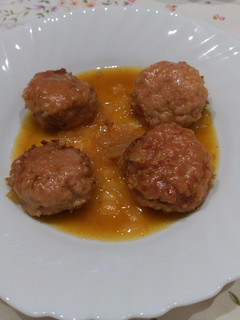 Una foto de Albóndigas de ternera en salsa de vino blanco