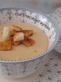 Una foto de Crema de patatas