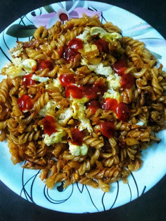 এগ পাস্তা (Egg pasta recipe in bengali) রেসিপির প্রধান ছবি