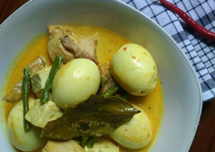 Resep Gulai telur dengan ayam, telur dan kacang panjang, Enak Banget