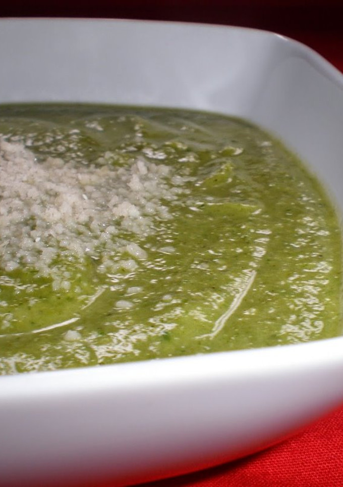 Una foto de Crema de brocoli y queso