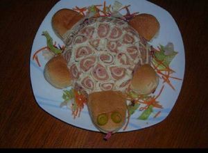 Foto principal de Ensaladilla Tortuga sorpresa especial fiestas y cumples
