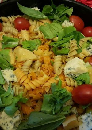Una foto de Ensalada mediterránea