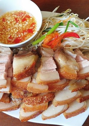 Hình của món Heo chiên da giòn.
