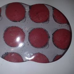 A picture of Red velvet cake.