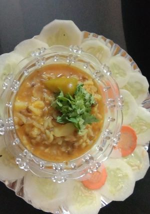 A picture of Bengali khichuri.