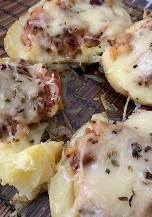 Una foto de Patata rellena de jamón serrano