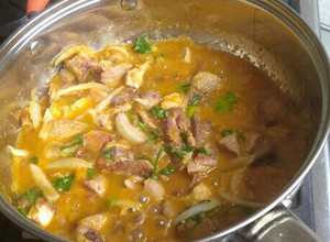 Una foto de Carnitas de puerco caseras en salsa (receta propia)