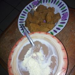 A picture of Local moi moi(Apapa) with pap.