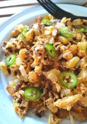Una foto de Huevos con machaca a la Bibi🍳