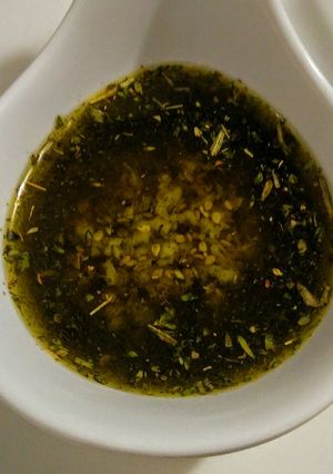 Una foto de ZAATAR Y Ajo...!